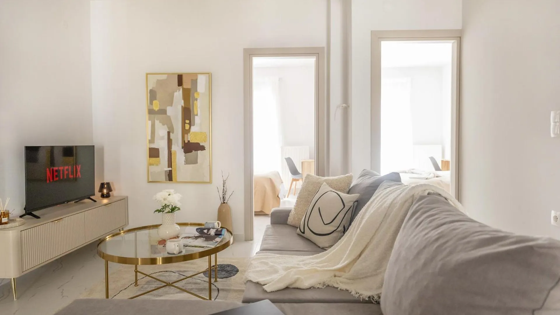 סלוניקי Modern Warmth Designed For Rest & Flow 0*,